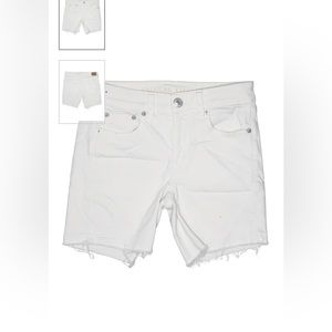 American eagle white stretchy jeans short size 6 mid-rise